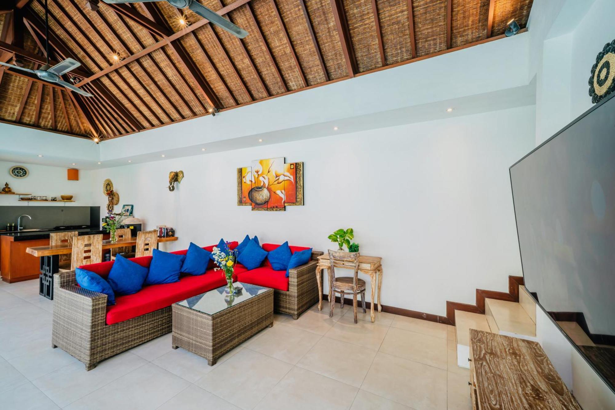 Villa Olli Семиняк Екстериор снимка